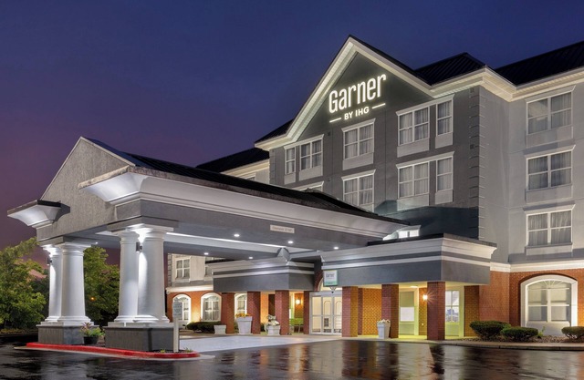 Garner Hotel Evansville East by IHG
