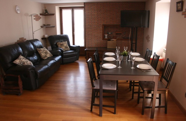 Gartzinea, beautiful and spacious rural house in Ezkurra, north of Navarra