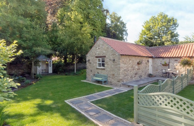 1 bedroom accommodation in Thornton le Dale near Pickering