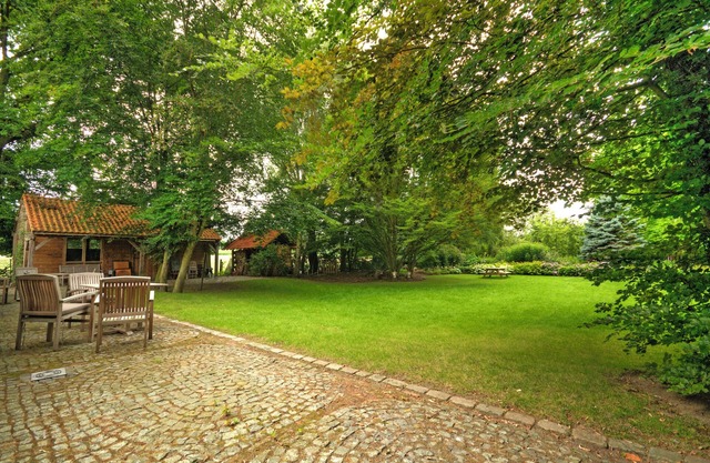 Geestmolenhof 1: relaxing in the green near Leuven, For business or vacation.