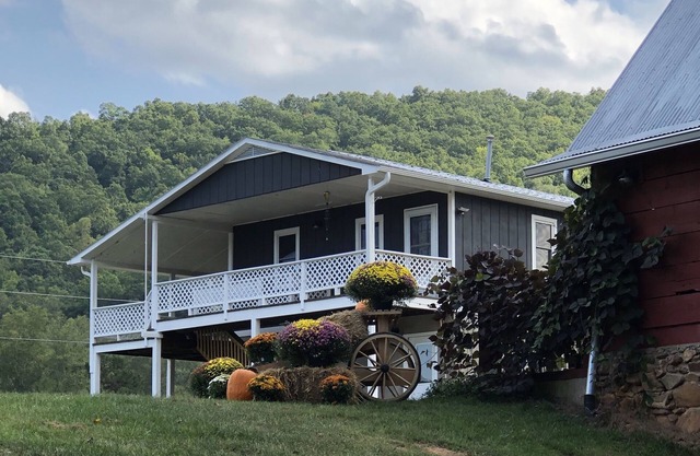 GemStone in the Sky at CreekStone