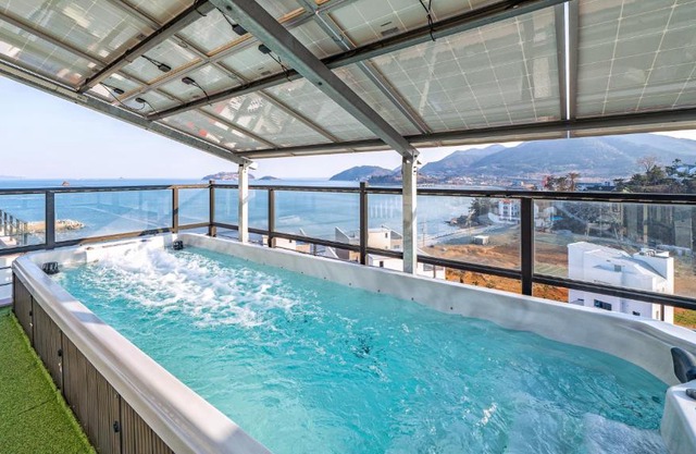 Geoje Highend Spa Pension