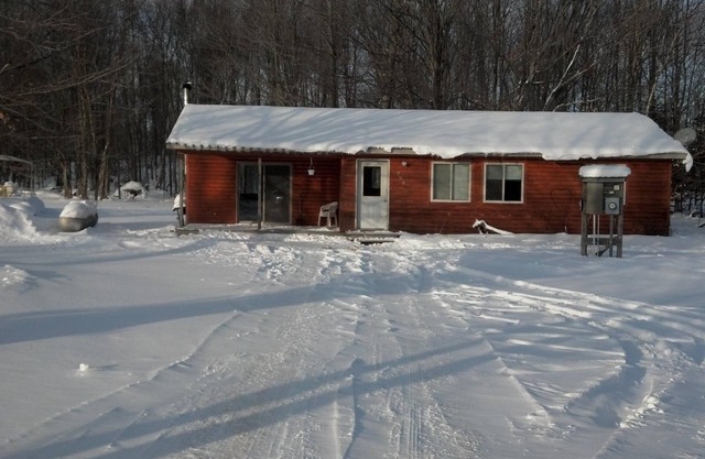 Germfask Mi, 2 Bedroom Cabin, perfect for that U.P. getaway ! Clean and quite!