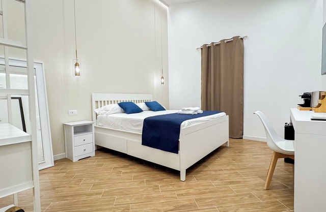 Giandra Rooms and Garden