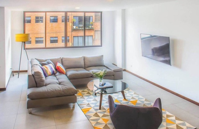 Gibraltar 301 | Balcony & Parking | El Peñon