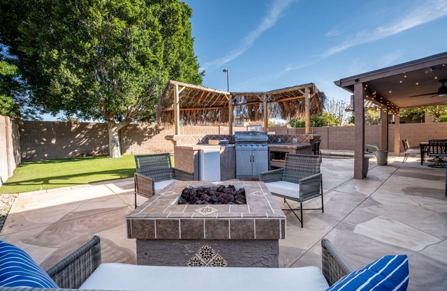 Gilbert Home with Pool, Tiki Bar, Fire Pit - Near Downtown