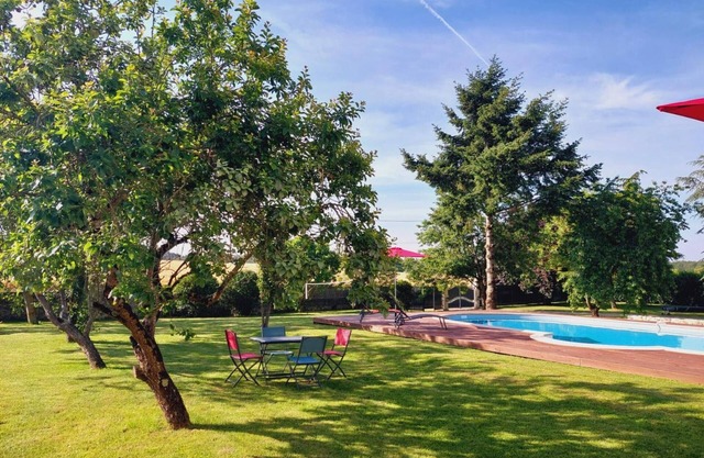 Gite Chambourg-sur-Indre, 4 bedrooms, 11 persons
