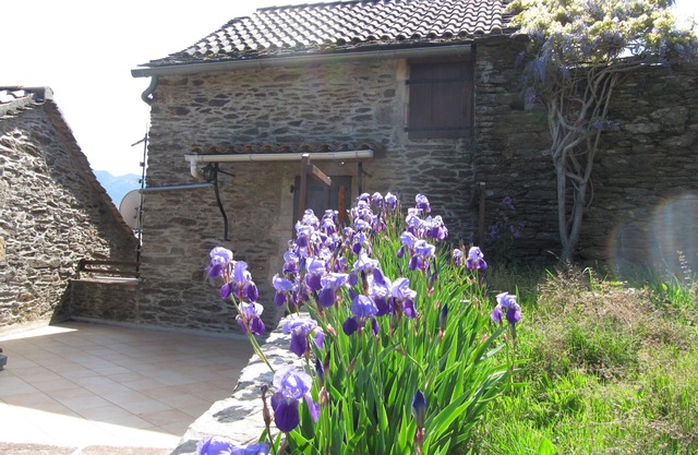 Gîte for 2 people near Les Vans, at the start of hiking trails