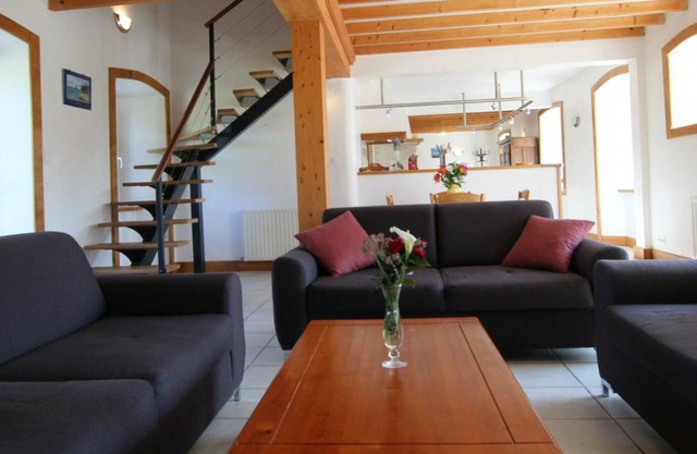 Gite Gonneville, 5 bedrooms, 9 persons