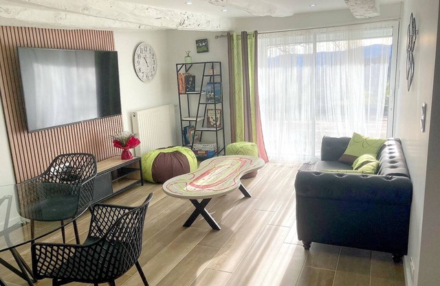 Gite Le Prédaïou, sleeps 4