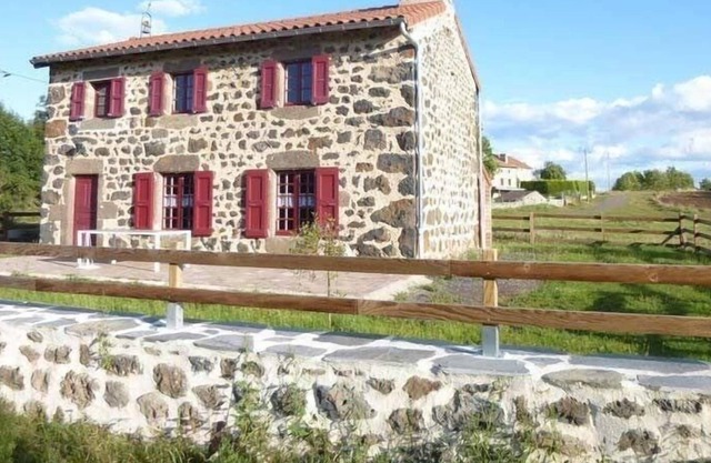 Gite Lissac, 2 bedrooms, 4 persons
