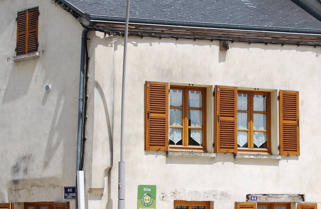 Gite Neuville-aux-Bois, 2 bedrooms, 4 persons