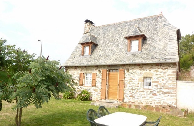 Gite Sansac-Veinazès, 2 bedrooms, 4 persons