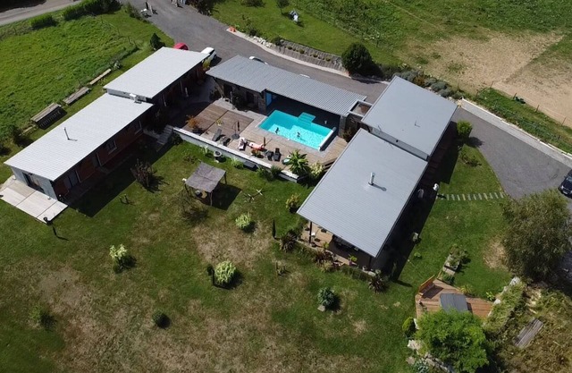 GÎTES 23M2 with terrace, heated pool, SPA and sauna