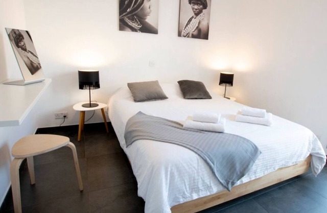 Glabur Stays - The Amazing 1-Bedroom, City Center