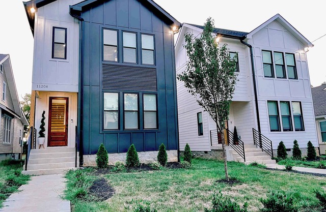 Glamorous 3 BDR in East Nashville – Pet Friendly!
