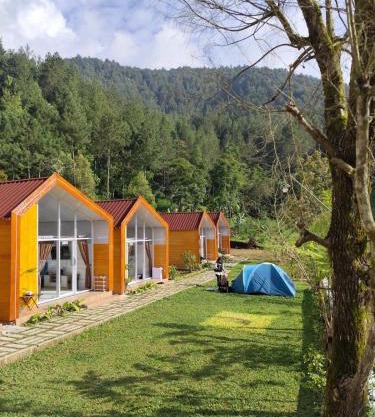 Glamping Azalea Tawangmangu