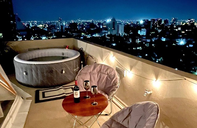 Glamping with jacuzzi on 15th floor, Great View