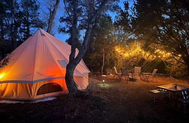 Glamping yurt/tent, Fire Pit+Grill+Hammock+more, Great Sand Dunes