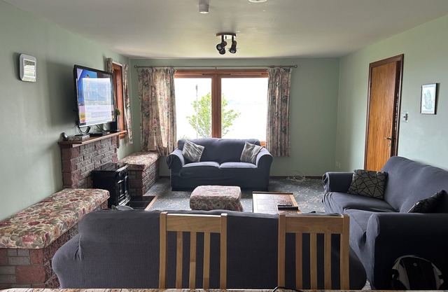 Glenelg - Detached House With Stunning Views Over the Sea to the Isle of Skye