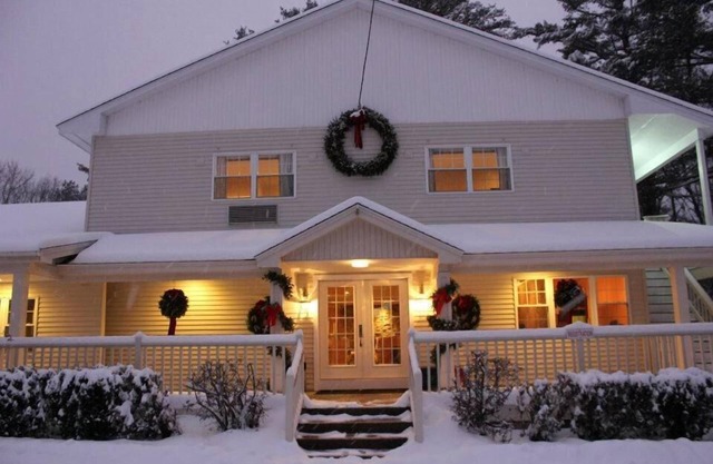 Golden Apple Inn
