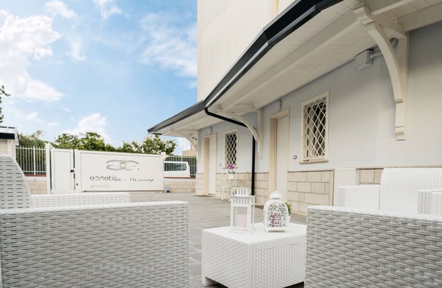 Golden Residence