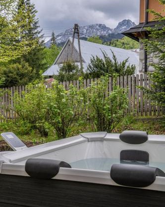 Golden Villa Kościelisko - Jacuzzi - Grill - Taras z Widokiem - Prywatny Ogród