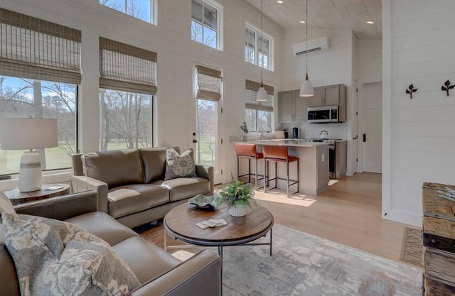 Golf and Riverfront Cottage | King Bed | Group Availability