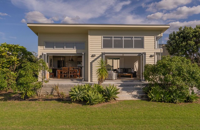 Golfers and Beach Lovers Dream - Matarangi House