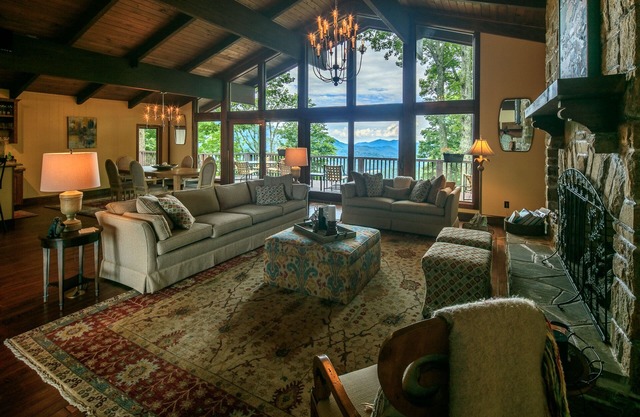 Golfers' and Hikers' Paradise with Long-range Views, Private