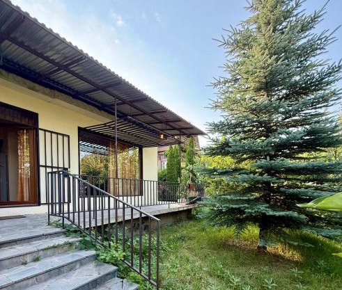 good house for family vacation