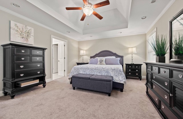 GORGEOUS 3 BEDROOM TOWNHOME LOCATED ON ESTATE LOT