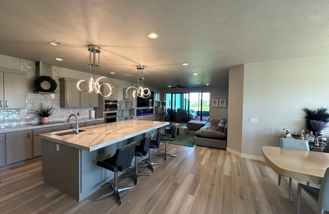 Gorgeous 3-bedroom townhome nestled in Norfolk's newest premier lake community.