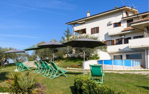 Gorgeous Apartment In Moscufo With Wifi