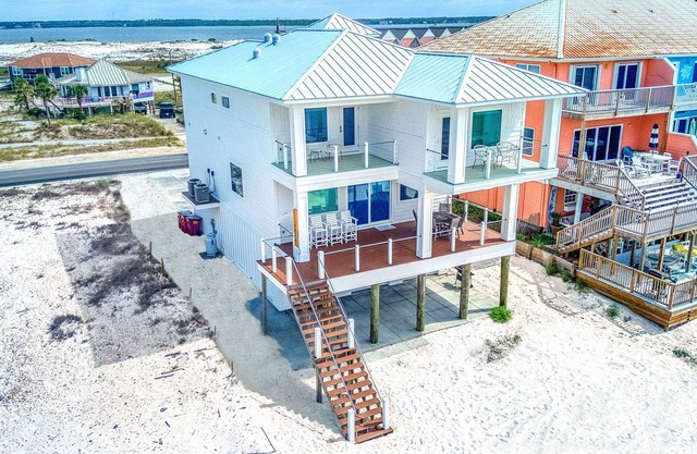 Gorgeous BRAND NEW Gulf Front Home on beautiful Navarre Beach!