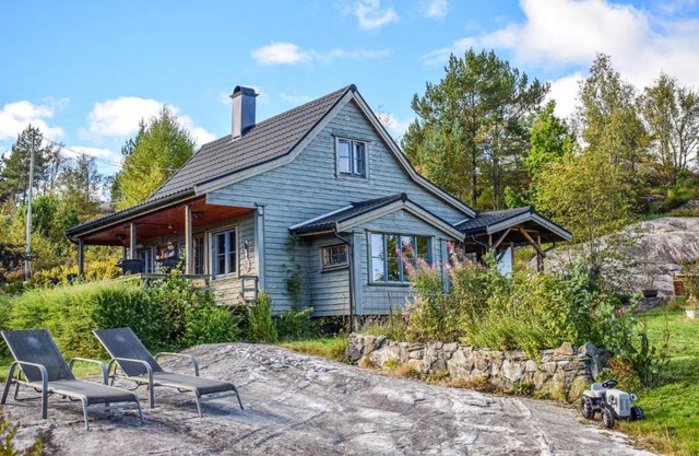 Gorgeous Home In Aksdal With Kitchen