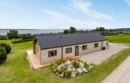 Gorgeous Home In Faaborg With Wifi