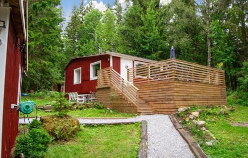 Gorgeous Home In Örebro With Sauna