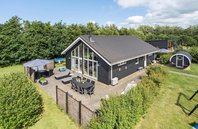 Gorgeous home in Tarm with kitchen