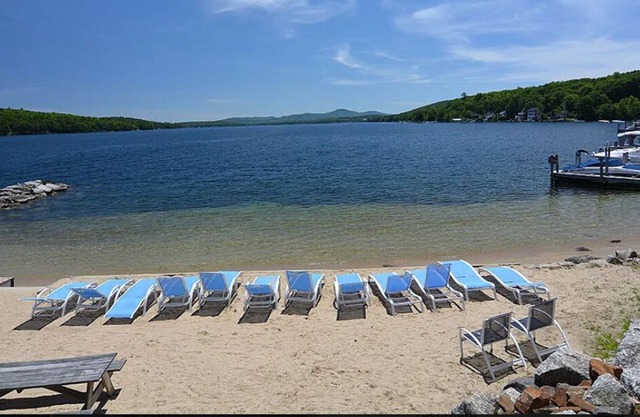 Gorgeous Home, Lake Access, Exclusive Gated Community, Large families & pets