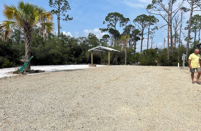 Gorgeous Private Rv Lot in Port St Joe for a relaxing getaway 400 yards to Beach