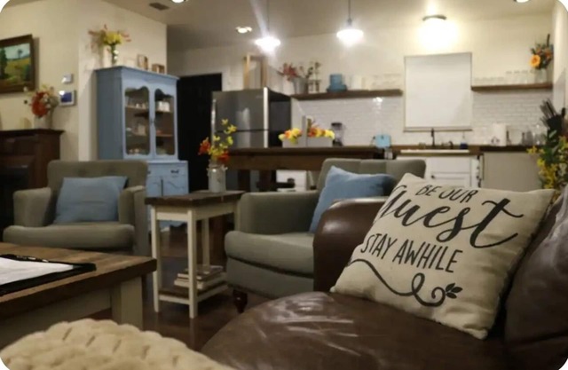 Gorgeous Two Bedroom Modern Farmhouse Cottage