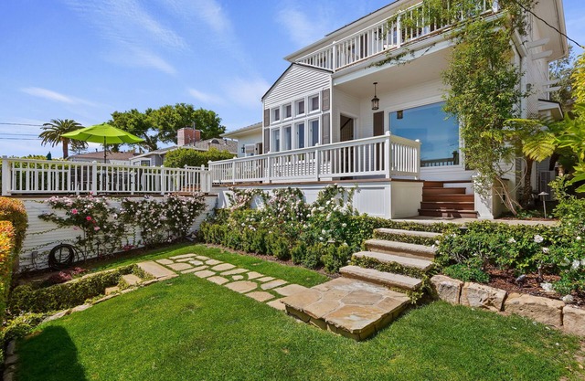 Gorgeous Upper Eastside Home - City & Ocean Views!
