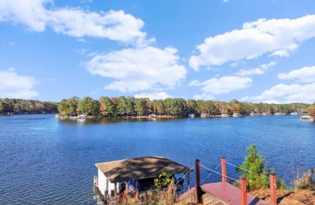Gorgeous views on large cove just off Main Lake.