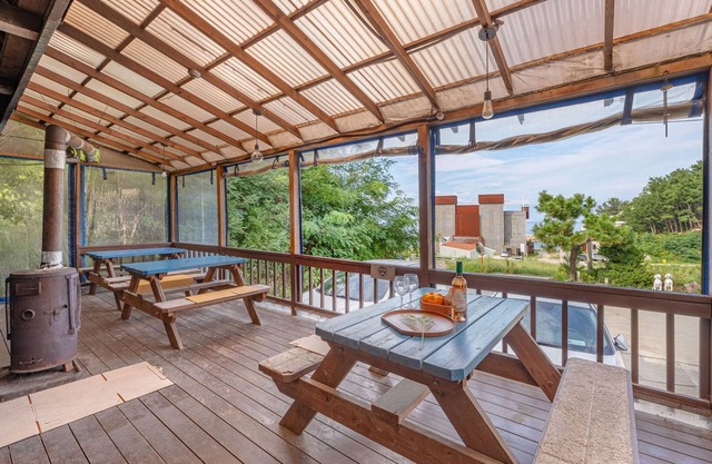 Goseong Sea&star Pension