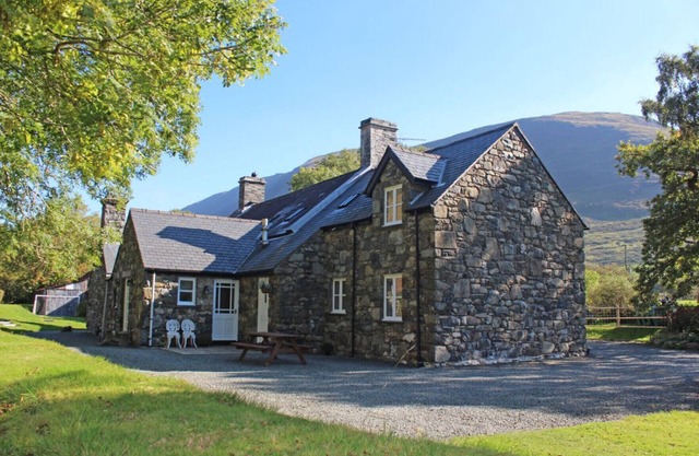 Granar Gynolwyn - One Bedroom House, Sleeps 2