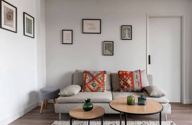 Grand Appartement design 2 chambres, parking privé