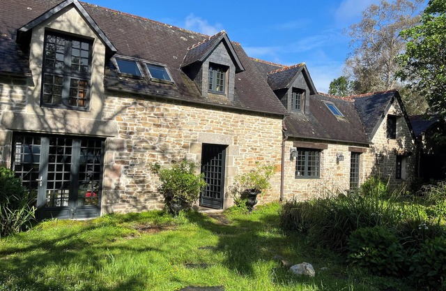 Grand Cottage-Near Benodet-Heated Pool