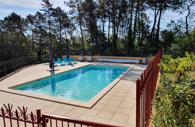 Grand Gite La Salamandre Proche Sarlat de 1 à 10 personnes