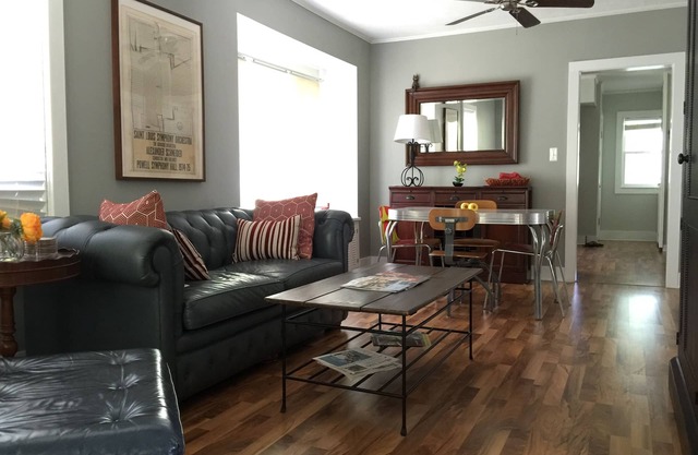 Grand Rapids Fulton Heights Comfy Cottage HOUSE Corporate Rental